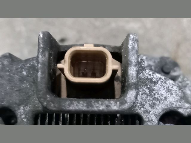 bontott RENAULT MASTER Generátor